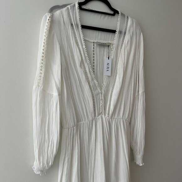 Aura the Label Frankie Dress in White NWT Size Large - Picture 2 of 6